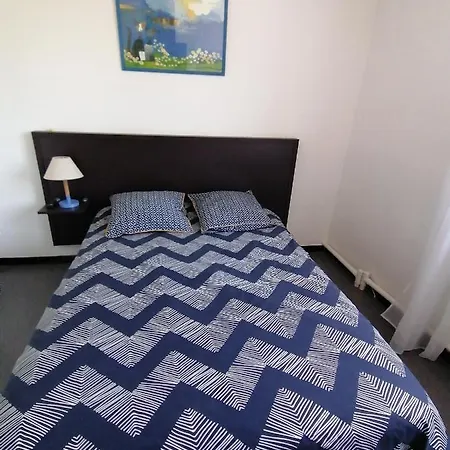 מלון De La Petite Hutte