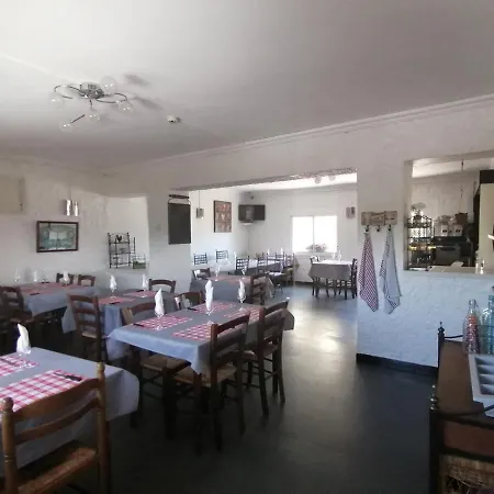 Hotel De La Petite Hutte Codolet