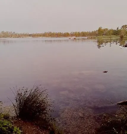 De La Petite Hutte Hotel Codolet