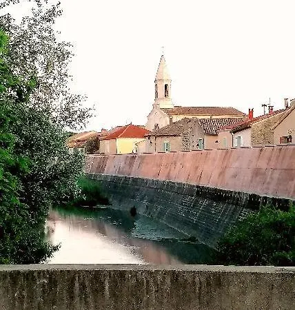 De La Petite Hutte Codolet