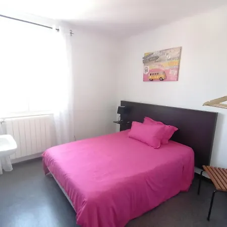 De La Petite Hutte Codolet