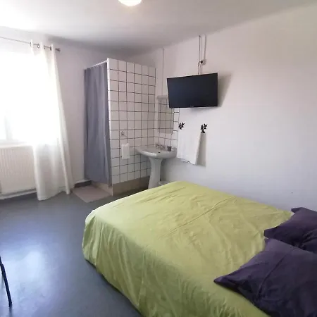 De La Petite Hutte *